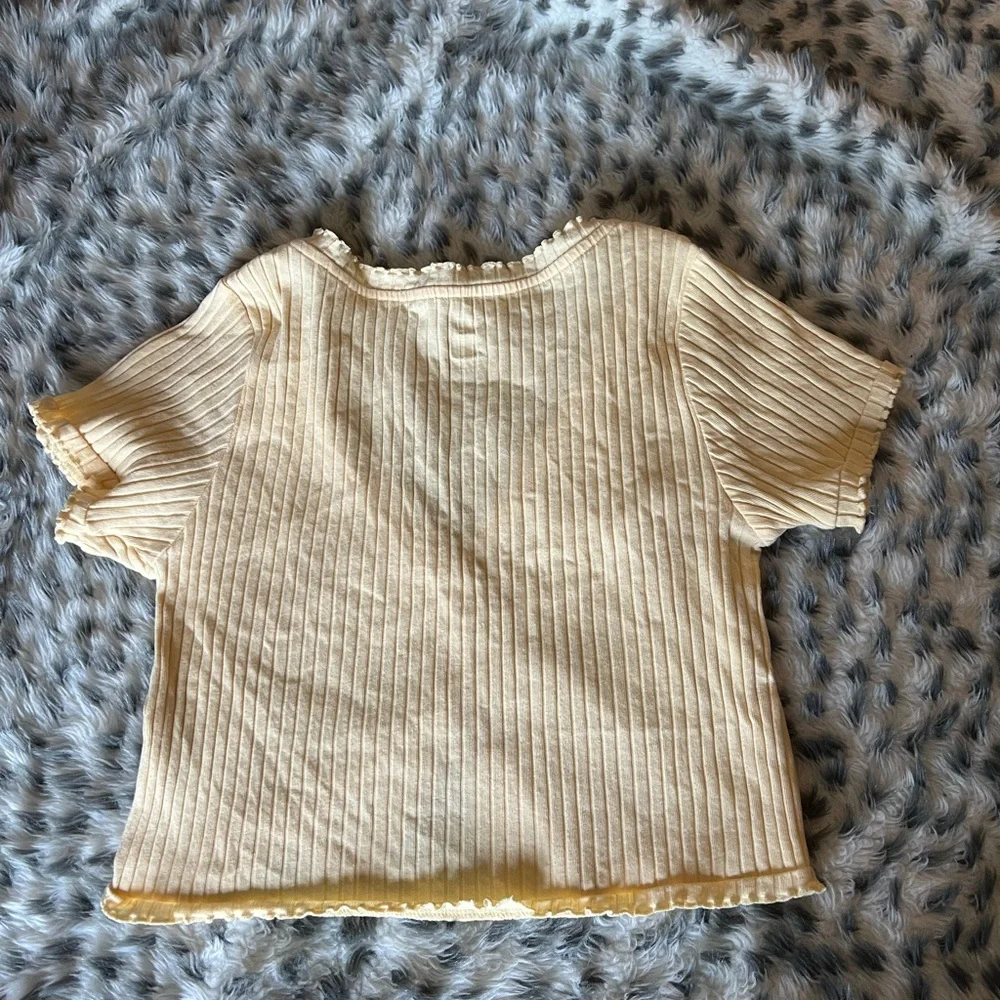 Basic V Neck Tee - Picture 3 of 3